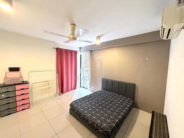 AirCond Master Room with Balcony & Bathroom @ PV20 Condo PV Setapak 1
