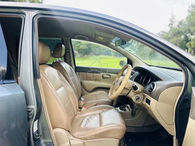 2010 Nissan GRAND LIVINA 1.6 IMPUL (A) - 5