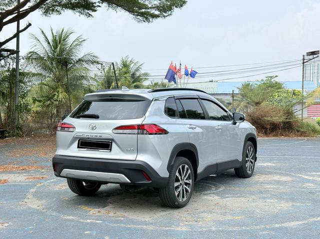 2023 Toyota COROLLA CROSS 1.8 V (A) - 4