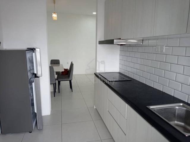 Yarra Park Apartments @ Batu Kawa For Rent!