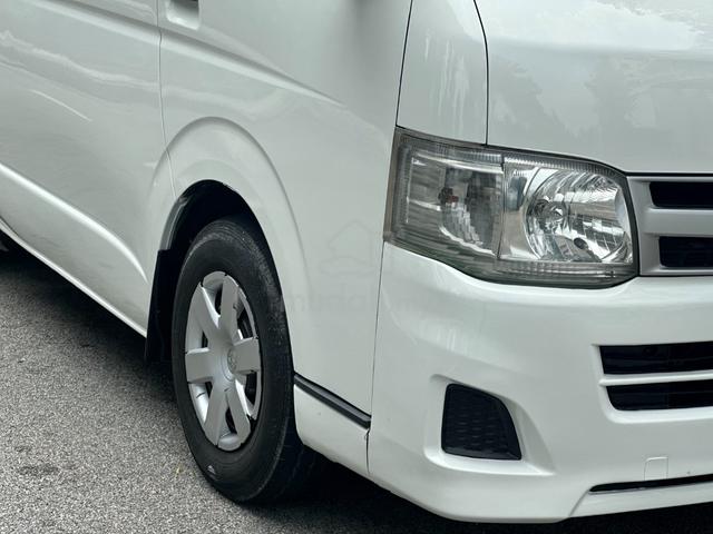 2013 Toyota Hiace 2.5 Window Van Diesel Manual - 5