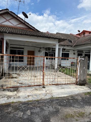 Rumah utkJual Indera Mahkota IM 8 Kuantan Pahang 1