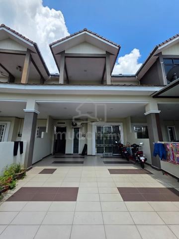 Teres 2 tingkat taman kamunting mutiara untuk dijual 1