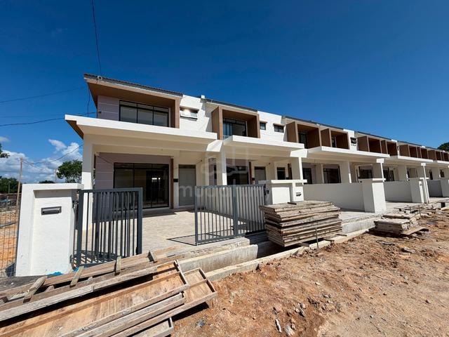 Rumah 2 Storey Teres Parit Buntar Pekan Baru Double Storey Subsale 1