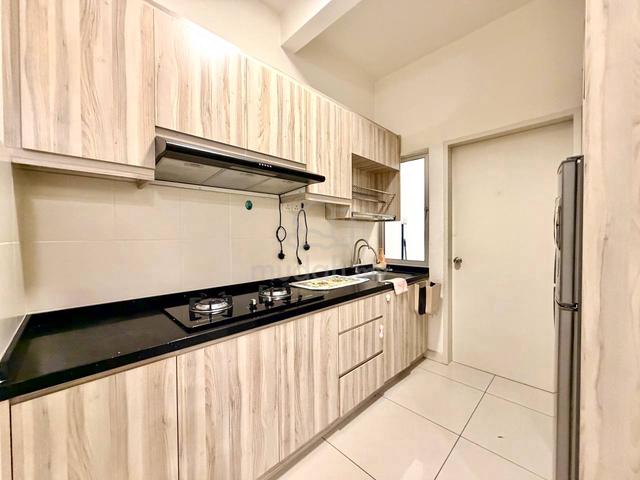 Savanna Executive Suite @ Southville City 1