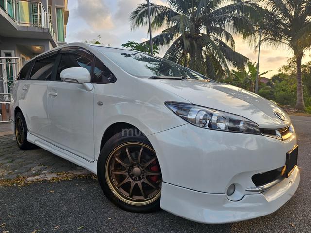 Toyota WISH 1.8 S / LOW MILLEAGE LEATHER SEAT - 1