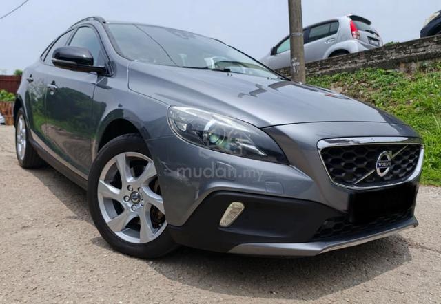 2016 Volvo V40 2.0 CROSS COUNTRY T5🔥5 CYLINDER 🔥 - 2
