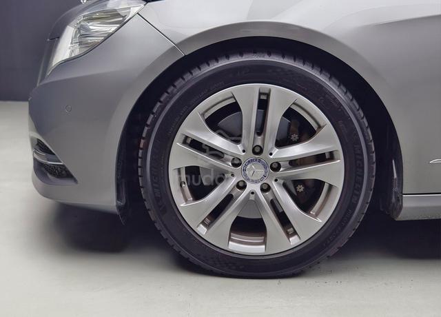 2010 Mercedes Benz E300 - Full Service Record MB - 5