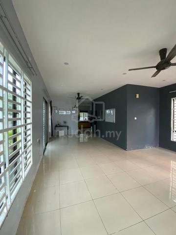 Double Storey Semi Detached House Di Sitiawan Perak 2