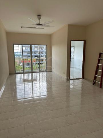 Bayu Puteri Apartment 1