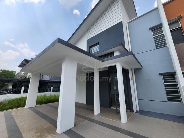 Semi D Bandar Seri Coalfields Newly Refurbished, just like new house ! 1