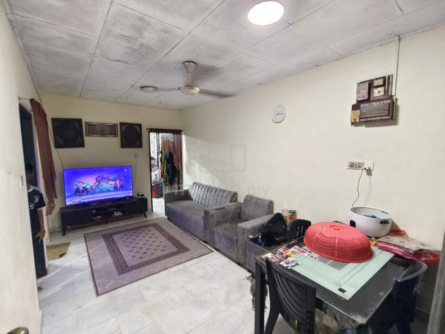 1 STOREY LANDED Tampoi Skudai Tmn Dahlia Beside Paradigm Mall 1