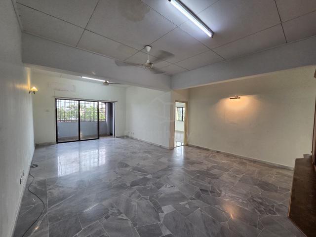 Sri Alam 1