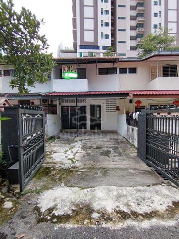 Freehold Double storey terrace Taman Sri Rampai for sale 1