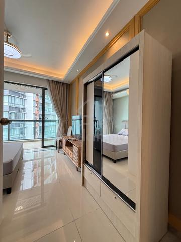 R&F Princess Cove / Balcony room / JB town / walking distance to CIQ 3