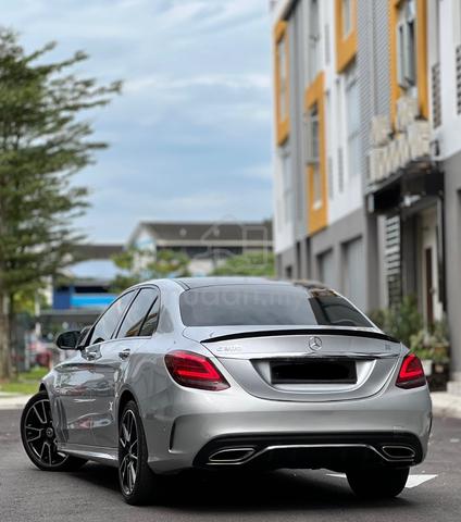 2018 Mercedes Benz C300 2.0 AMG LINE (CKD) (A) - 4