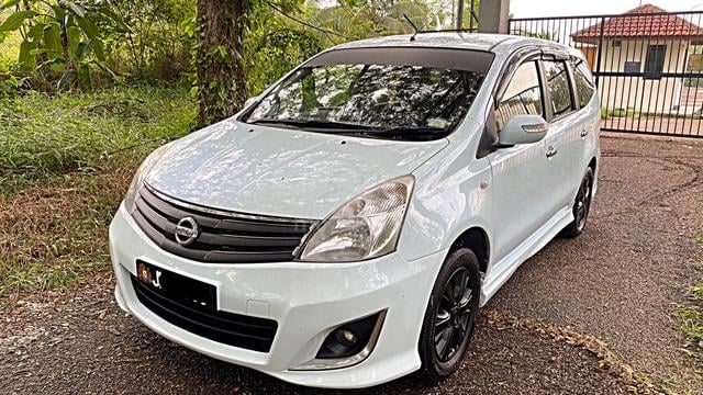 2012 Nissan GRAND LIVINA 1.8 PREMIUM/AUTECH MC - 2