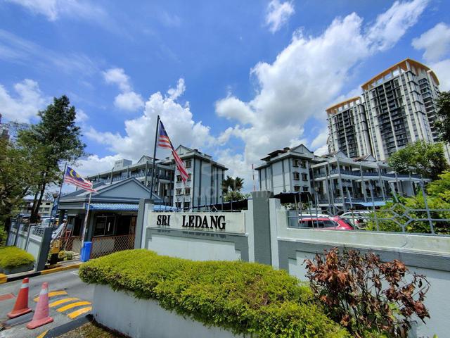Sri Ledang 1