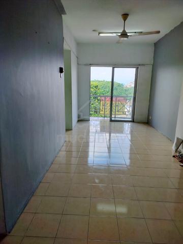 Impian Sentosa 1
