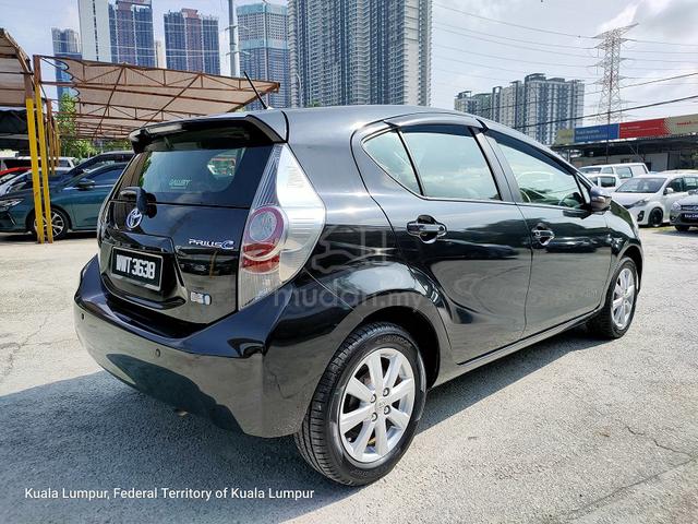 PRIUS C 1.5 (HYBRID) (A)Uncle Owner, Leather Seats - 3