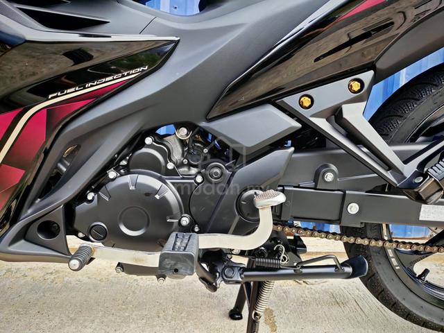 Yamaha LC135 LC V8 Fi Merron SE Limited beli&pakai - photo 8 of 16