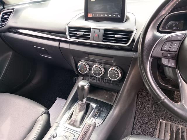 2014 Model: Mazda 3 - 3