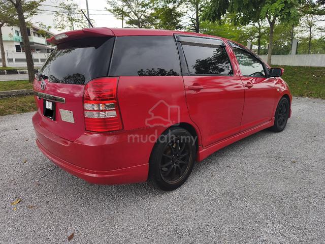 Toyota WISH 1.8 (A) 7 Seater Sunroof - 5