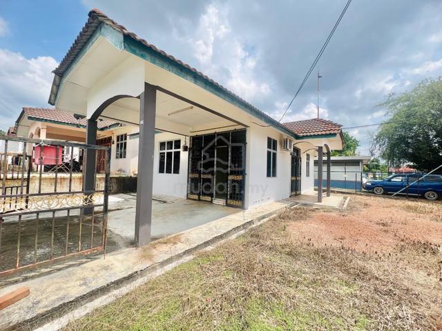 [CORNER LOT] Taman Seri Pelangi, Rumbia, Alor Gajah 1