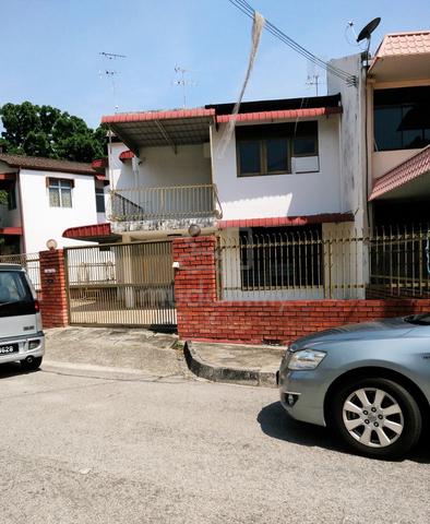 2 Story Terrace house (Corner) 1