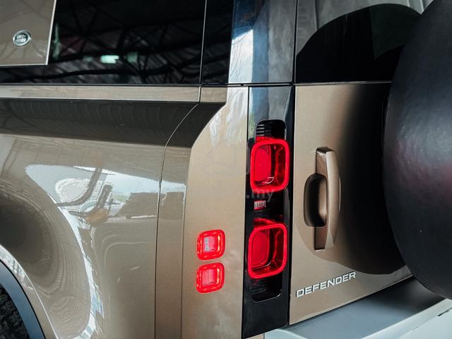 2021 Land Rover DEFENDER 110 2.0 P300 (A) - 5