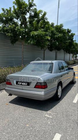 1995 Mercedes Benz 220E 2.2 W124 (A) - 4