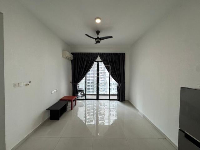 Bay Point @ Country Garden Danga Bay 1