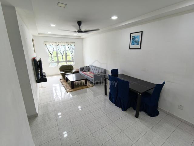Idaman Senibong Apartment 1