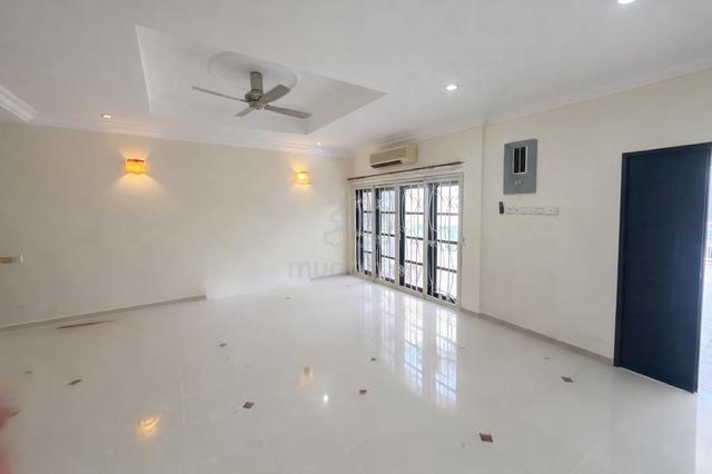 2 Storey Renovated Terrace House with Big Porch For Sale @ Bayan Lepas 1
