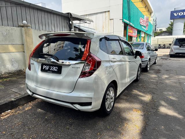 Honda JAZZ 1.5 E (Auto) Pearl White - 2