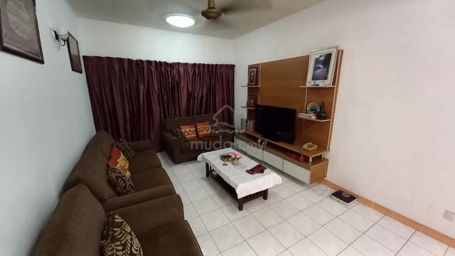Anjung Villa 1