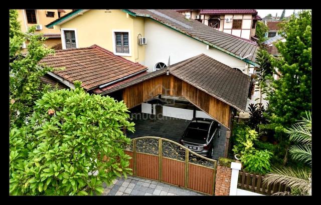 BUNGALOW CORNER LOT🔥 NEGO RENOVATED 1.5 Storey Seksyen 3 Bangi 1