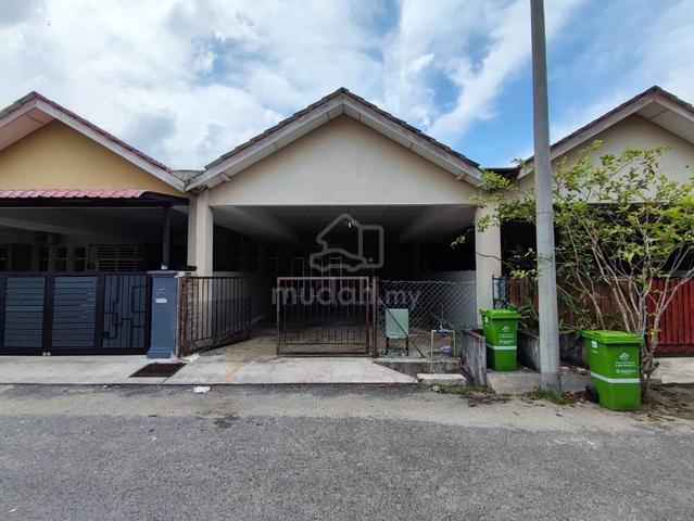 Tg lumpur kg sungai deraka, single storey house for sale. 1