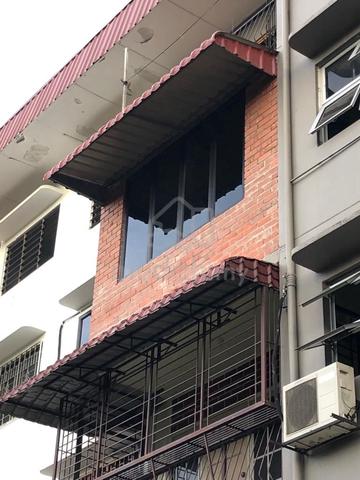 Flat PKNS Seksyen 8 Shah Alam 1