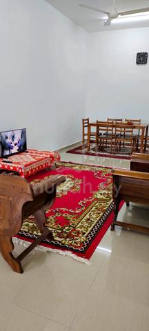 Rumah sewa di Jalan Yadi , Sungai Udang , Kampung Delek , Klang 1