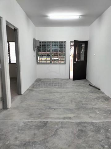 Island Glades Main Road Single Storey For Sales 1