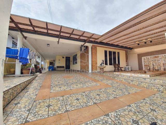 Taman Perling Jalan Pucung 1.5 Storey Semi Detached House,Perling 1
