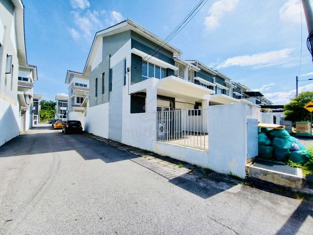 HOT UNITš„End Lot Facing Playground 2 Storey Azalea Tmn Putra Sg Buloh 1