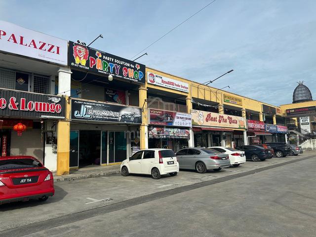 Facing Road Ground Floor Shoplot Plaza Gunung Indah Alor Setar Rent 2