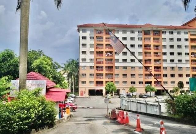 D' Cahaya Apartment 1