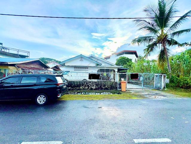 BOLEH FULL LOAN π₯ Bungalow 1 storey Seri Kembangan 1