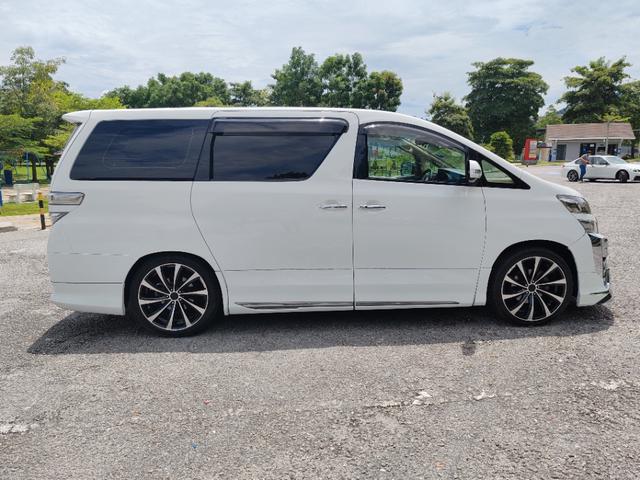 Toyota VELLFIRE 3.5 VL SUNROOF PILOT SEAT COOL BOX - Cars for sale in ...