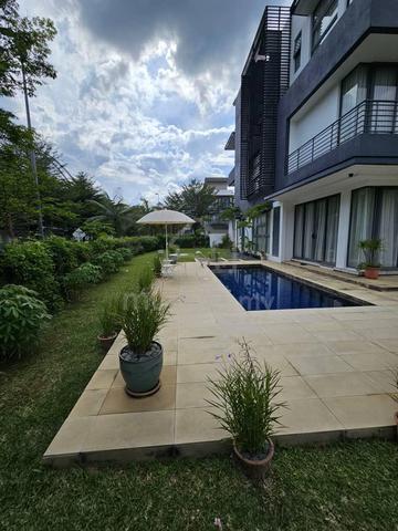 3 Storey Semi D Twin Villa Precinct 8 With Pool Putrajaya 2