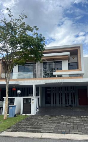 2-Storey Terraza Villa (Gated & Guarded) - FOR RENT 1