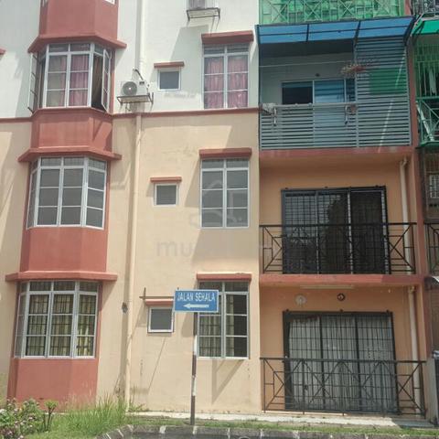 Pangsapuri Putra Laksamana 3